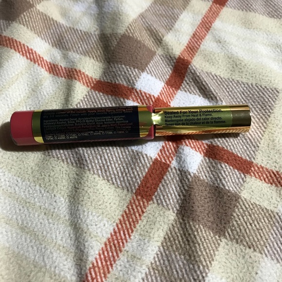 Lipsense Heartbreaker - Picture 4 of 4